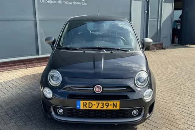 Fiat 500 (2017) thumbnail 4