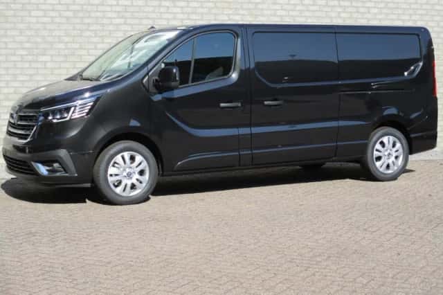 Renault Trafic (2022) thumbnail 2