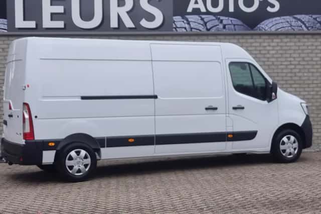 Renault Master (2022) thumbnail 3