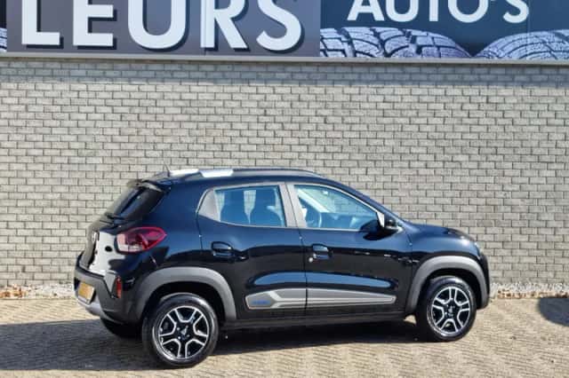 Dacia Spring (2022) thumbnail 4