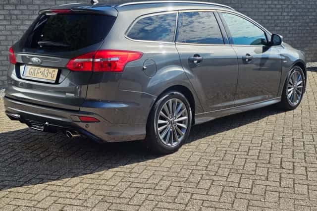 Ford Focus (2017) thumbnail 6