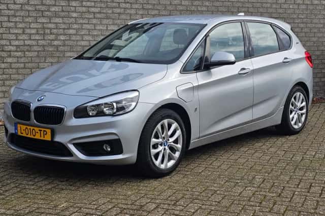 BMW 2-Serie Active Tourer (2017) thumbnail 3