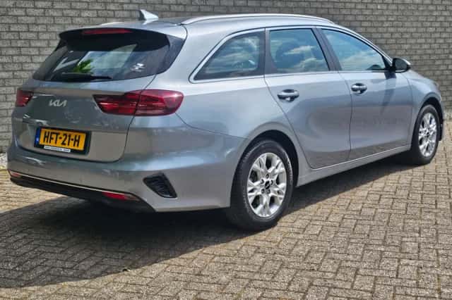 Kia Ceed (2023) thumbnail 6
