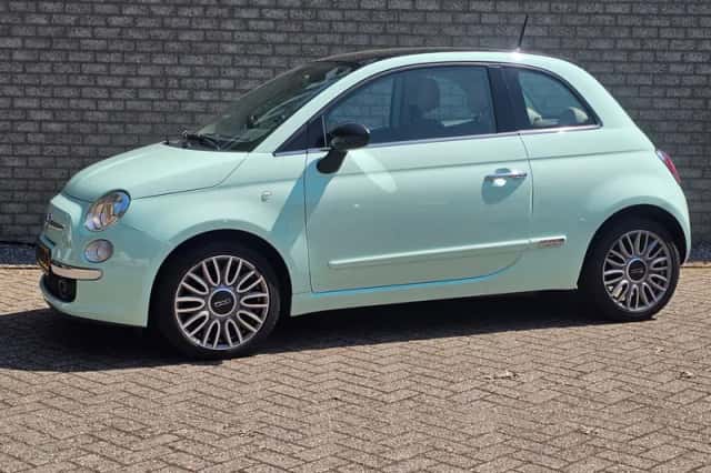 Fiat 500 (2015) thumbnail 2