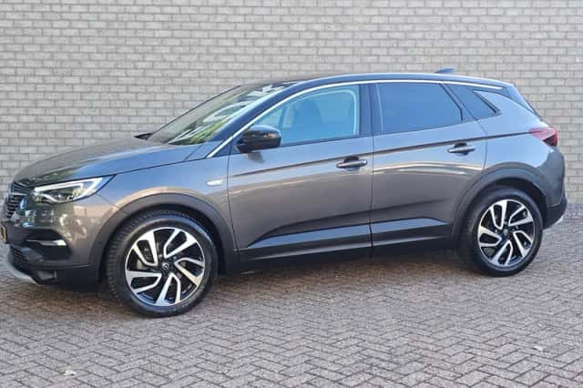 Opel Grandland (2019) thumbnail 2