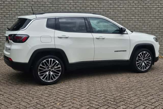 Jeep Compass (2022) thumbnail 5