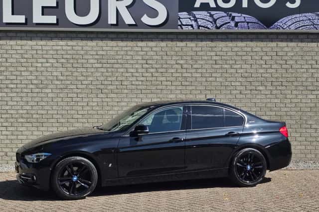 BMW 3-Serie (2018) thumbnail 1