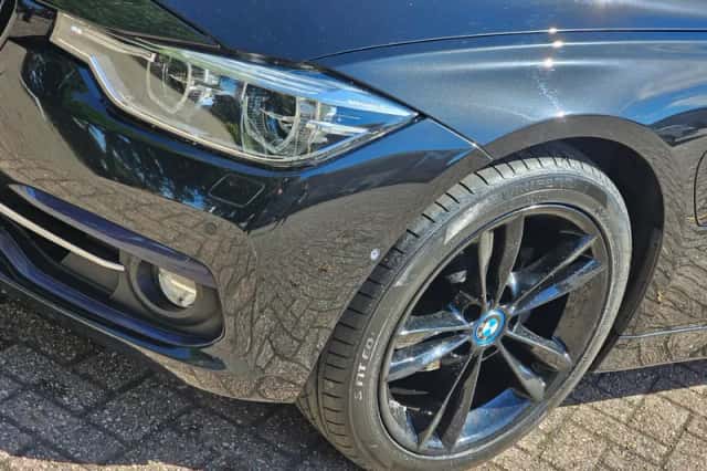 BMW 3-Serie (2018) thumbnail 4