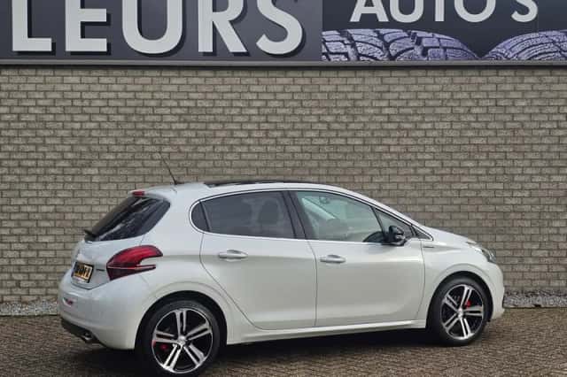 Peugeot 208 (2018) thumbnail 4
