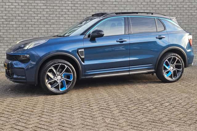 Lynk & Co 01 (2022) thumbnail 2