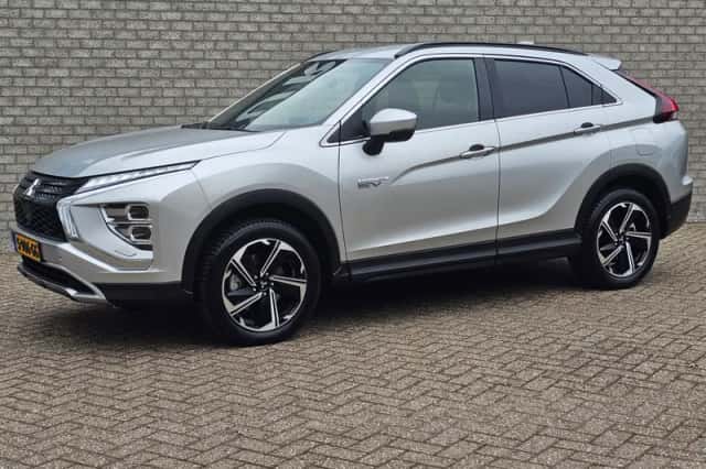 Mitsubishi Eclipse Cross (2023) thumbnail 2