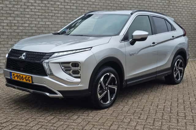 Mitsubishi Eclipse Cross (2023) thumbnail 3