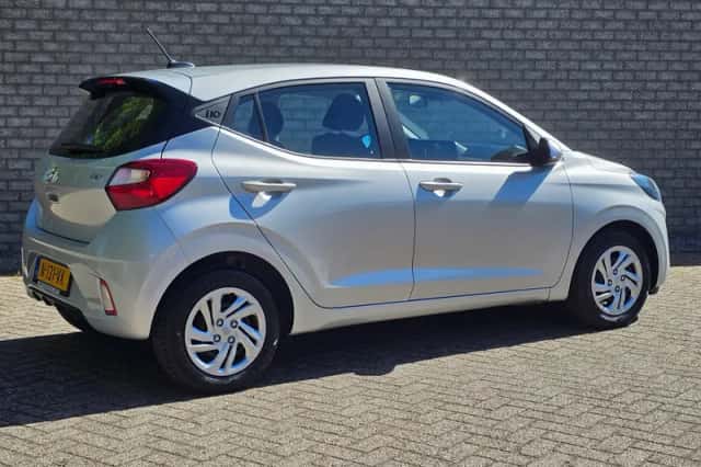 Hyundai i10 (2022) thumbnail 5