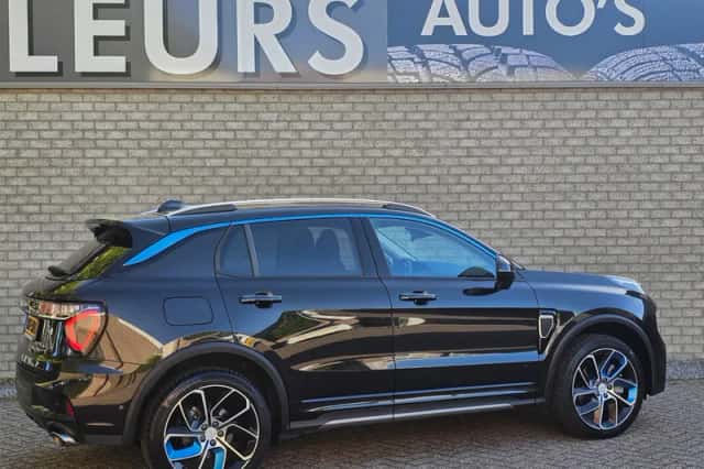 Lynk & Co 01 (2023) thumbnail 4