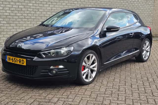 Volkswagen Scirocco (2013) thumbnail 3