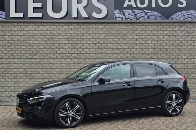 Mercedes-Benz A-Klasse (2024) thumbnail 1