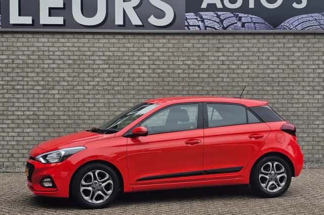 Hyundai i20 (2019) thumbnail 1