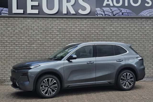 Geely Starray EM-i (2026) thumbnail 1