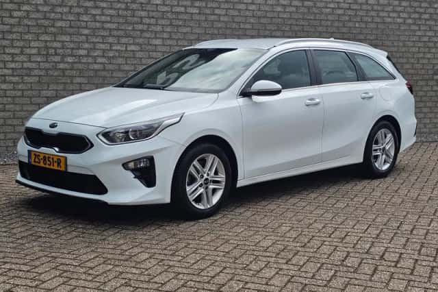 Kia Ceed (2019) thumbnail 3