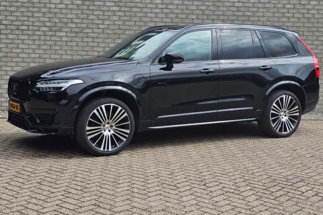 Volvo XC90 (2020) thumbnail 2