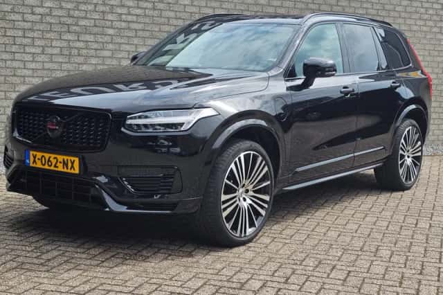 Volvo XC90 (2020) thumbnail 3