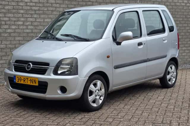 Opel Agila (2005) thumbnail 3