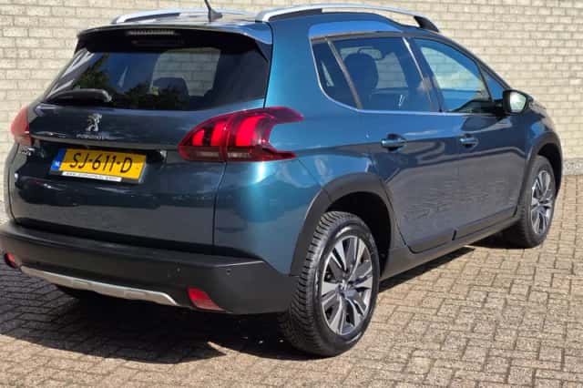 Peugeot 2008 (2018) thumbnail 6