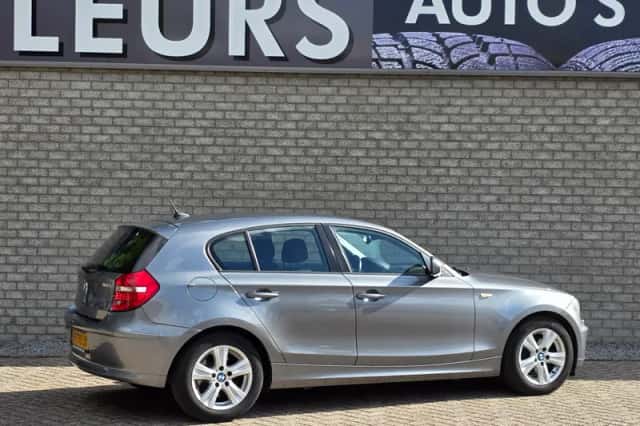 BMW 1-Serie (2011) thumbnail 4