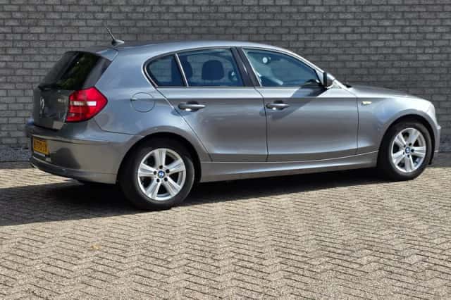 BMW 1-Serie (2011) thumbnail 5