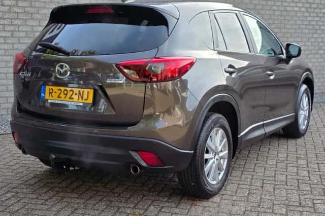 Mazda CX-5 (2016) thumbnail 6