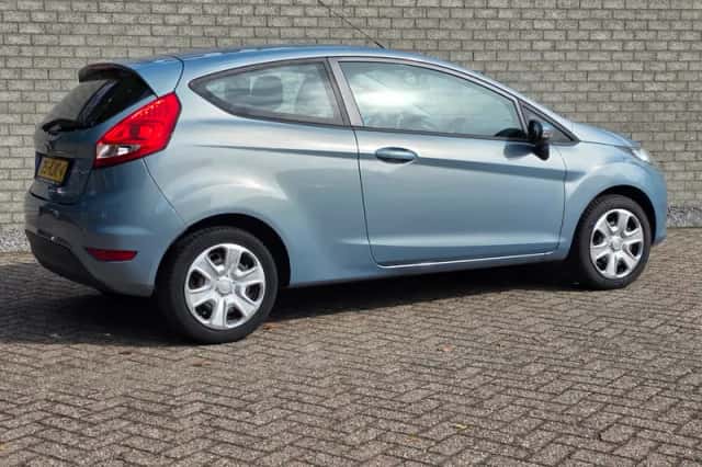 Ford Fiesta (2009) thumbnail 5