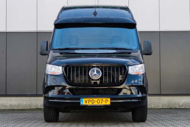 Mercedes-Benz Sprinter (2020) thumbnail 2