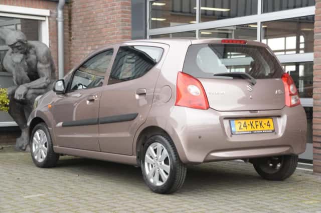 Suzuki Alto (2009) thumbnail 5