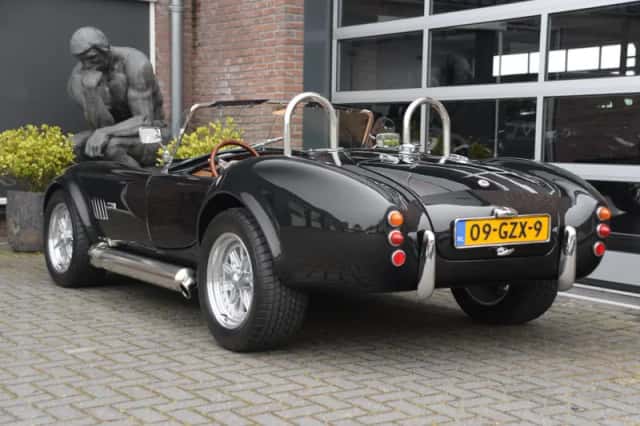 AC Cobra (1993) thumbnail 4