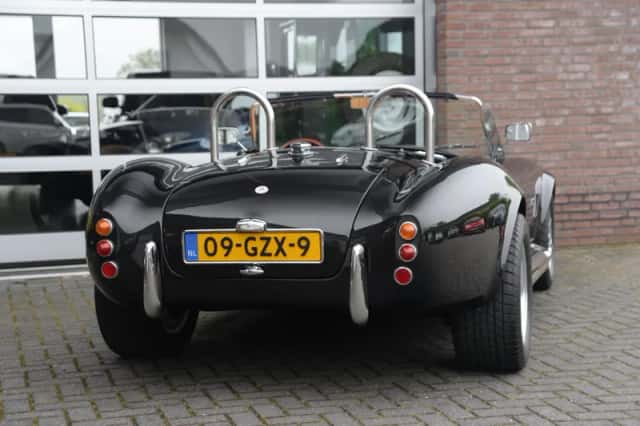 AC Cobra (1993) thumbnail 6
