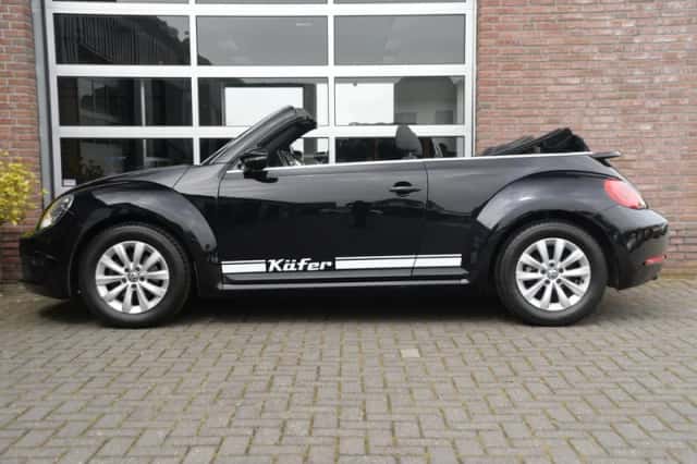 Volkswagen Beetle (2014) thumbnail 4
