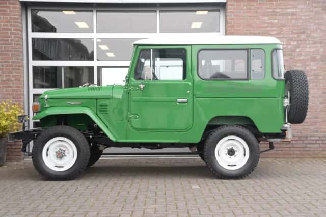 Toyota Land Cruiser (1981) thumbnail 5