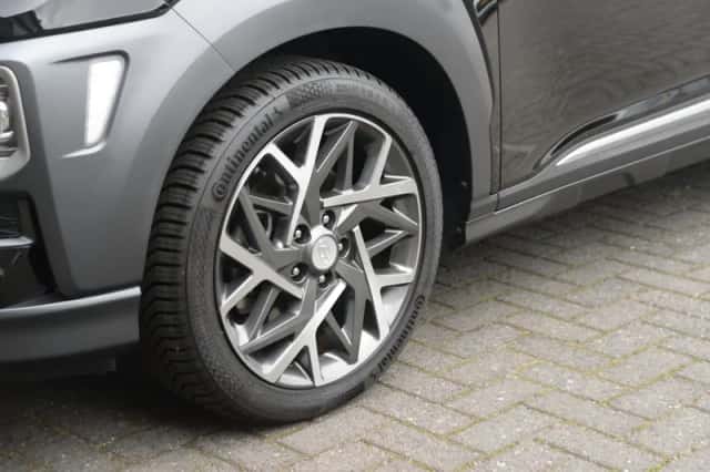 Hyundai Kona (2020) thumbnail 6