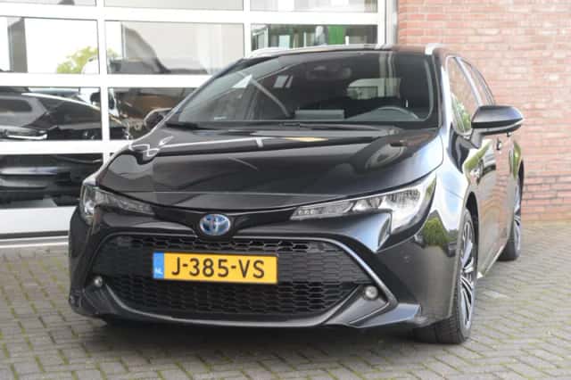 Toyota Corolla (2020) thumbnail 2