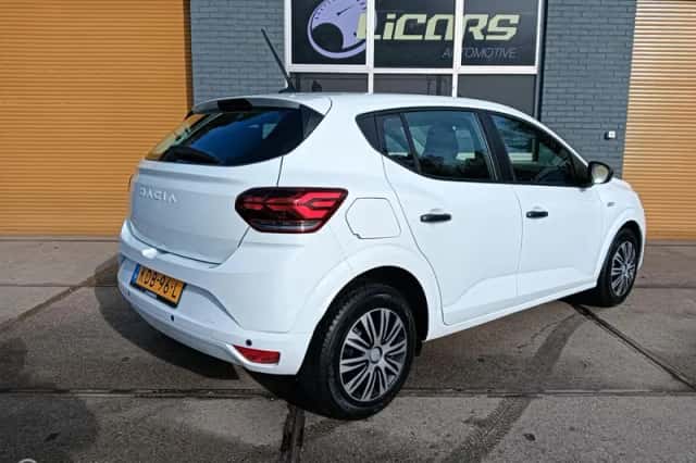 Dacia Sandero (2023) thumbnail 6