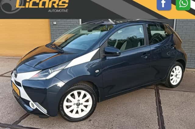 Toyota Aygo (2015) thumbnail 2