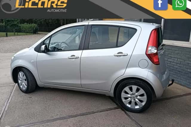 Suzuki Splash (2010) thumbnail 3