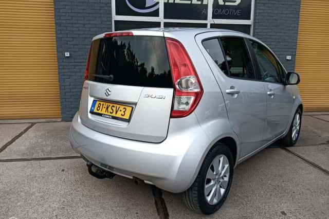 Suzuki Splash (2010) thumbnail 6