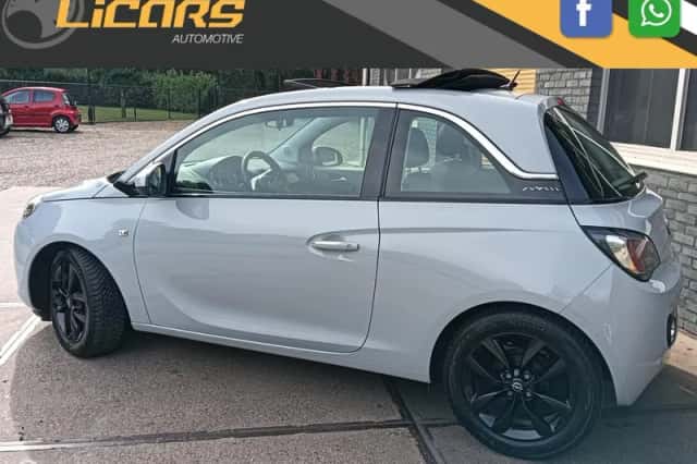 Opel Adam (2016) thumbnail 3