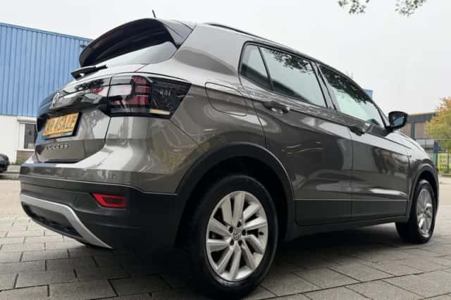 Volkswagen T-Cross (2020) thumbnail 5