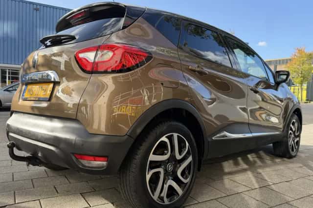 Renault Captur (2017) thumbnail 4
