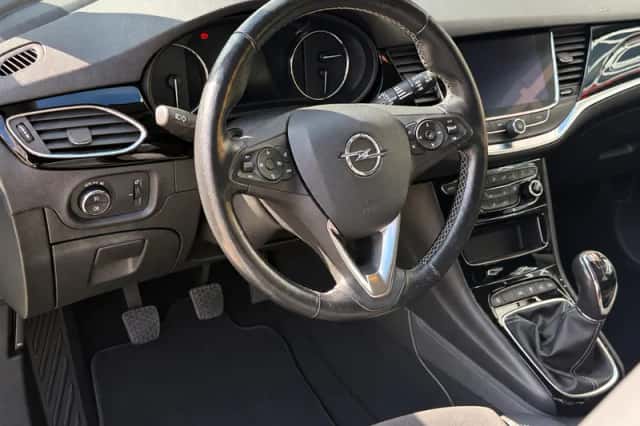Opel Astra (2020) thumbnail 2