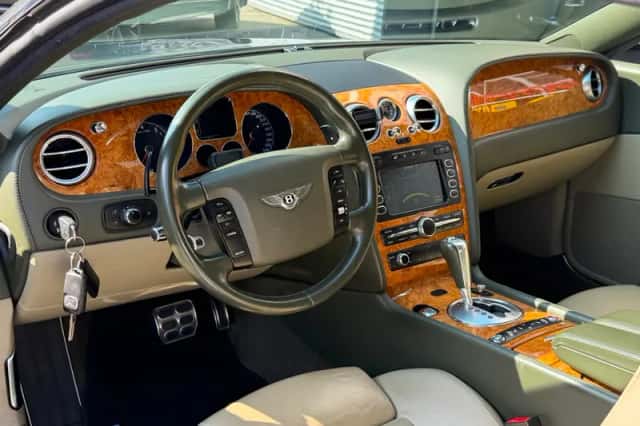 Bentley Continental GT (2005) thumbnail 2