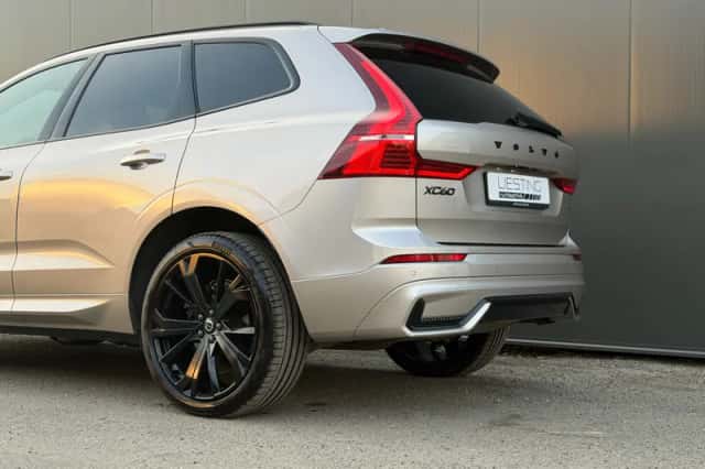 Volvo XC60 (2023) thumbnail 6