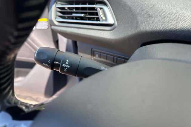 Peugeot 308 (2014) thumbnail 6
